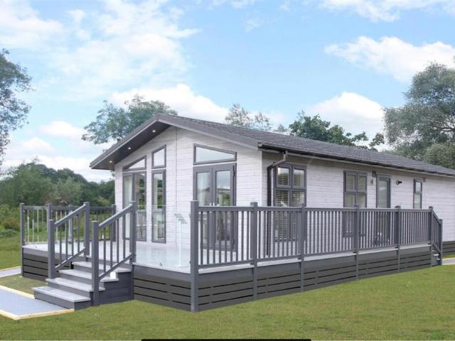 Bungalow for sale in Charlesworth, East Midlands