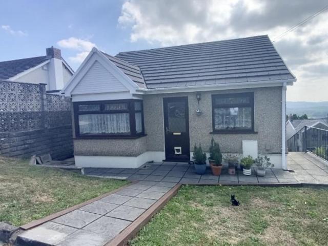 Bungalow for sale in Ynystawe, Wales