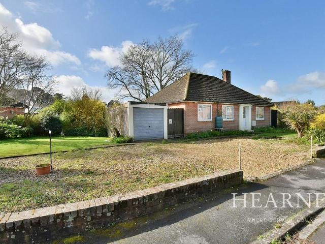 Bungalow for sale in Tricketts Cross, Ferndown