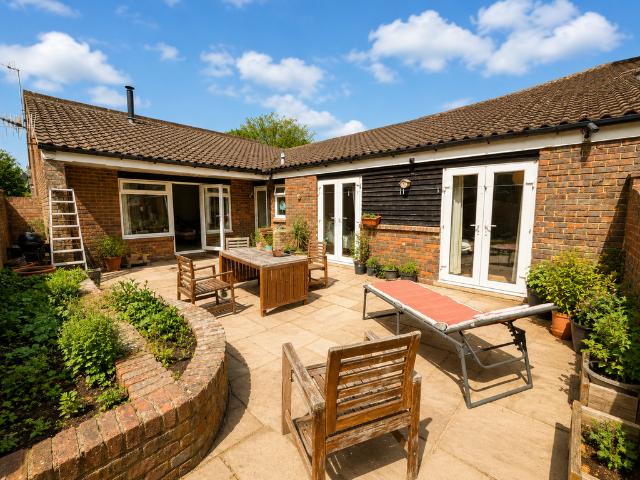 Bungalow for sale in Tilekiln, Guestling Green