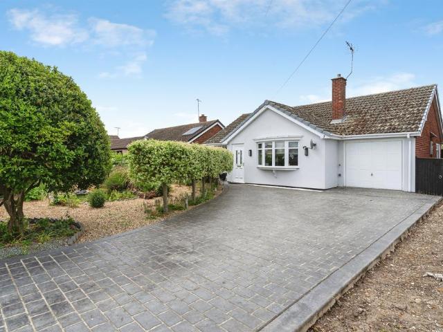 Bungalow for sale in Hockwold cum Wilton, Brookville