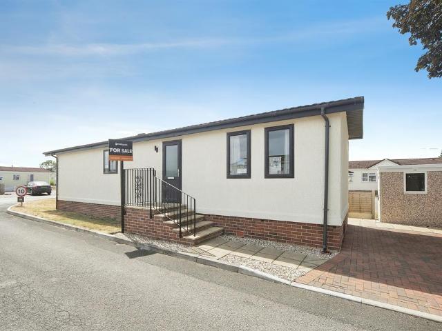Bungalow for sale in Ruishton