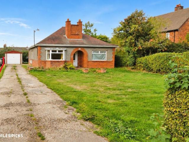 Bungalow for sale in Bransby, West Lindsey