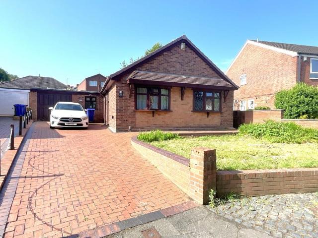 Bungalow for sale in Cradley, West Midlands
