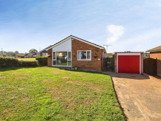 Bungalow for sale in Upper Horsebridge, Wealden