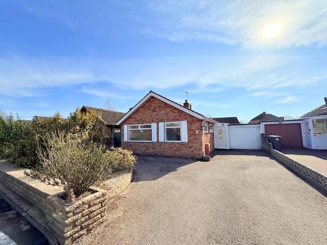 Bungalow for sale in Shirley, West Midlands