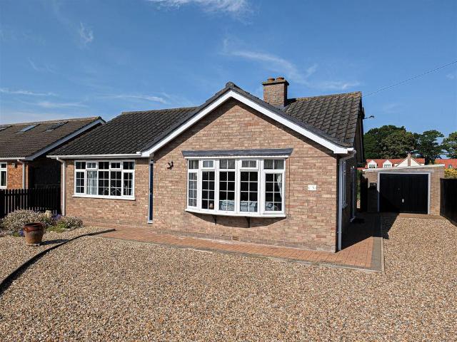 Bungalow for sale in Barway, Cambridgeshire