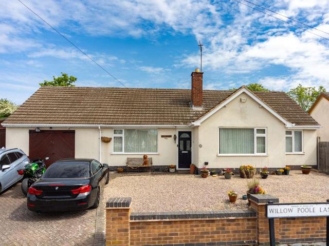Bungalow for sale in Barton In Fabis, East Midlands