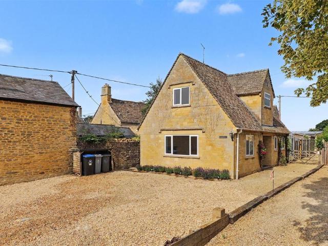 Bungalow for sale in Black Bourton, Oxfordshire