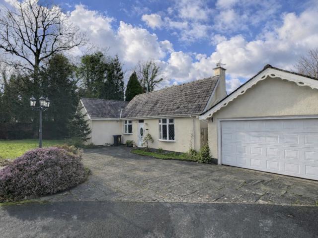 Bungalow for sale in Cheadle, Greater Manchester