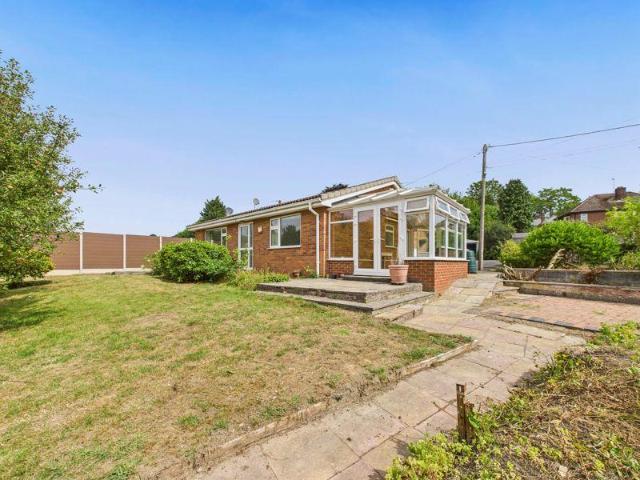 Bungalow for sale in Heath Hill, Telford