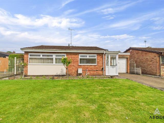Bungalow for sale in Huntley, Kingsley Moor