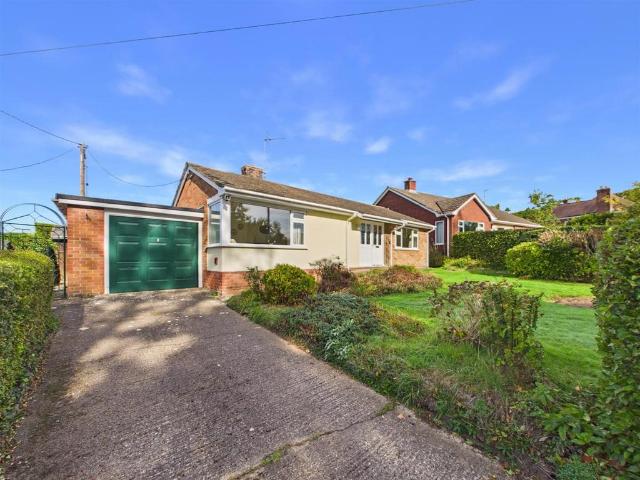 Bungalow for sale in West Felton