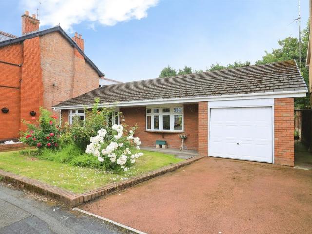 Bungalow for sale in Bilston, West Midlands