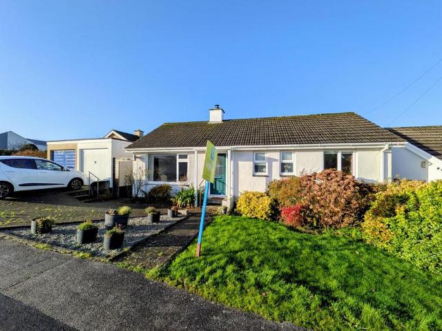 Bungalow for sale in Carnon Downs, Cornwall