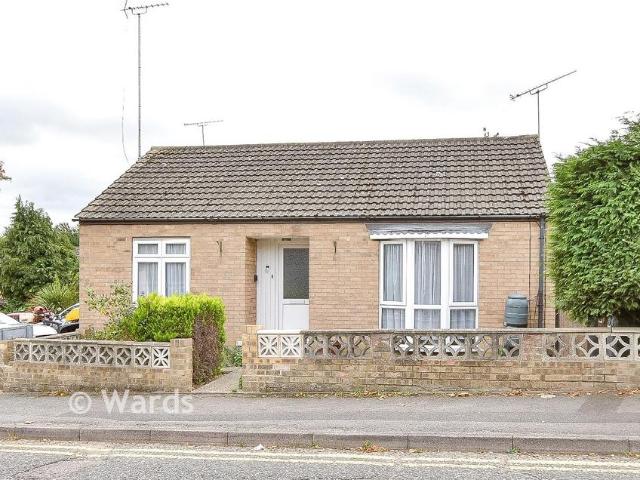 Bungalow for sale in Singlewell, Hamerton
