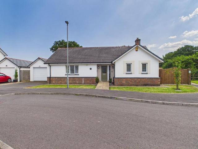 Bungalow for sale in Brandis Corner, Devon