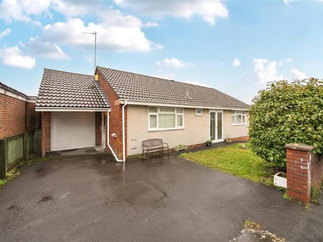 Bungalow for sale in Feckenham, City Of Bristol