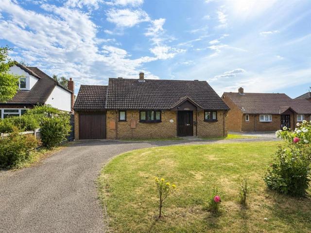 Bungalow for sale in Blackmore, Hook End and Wyatts Green, Navestock Side