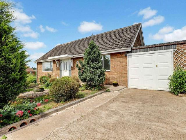 Bungalow for sale in Gedling