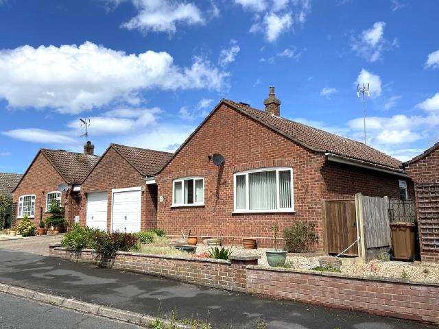 Bungalow for sale in Comers, Norfolk