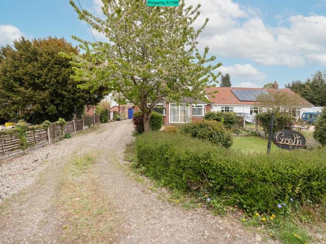 Bungalow for sale in Beckhithe, Burgh St Peter