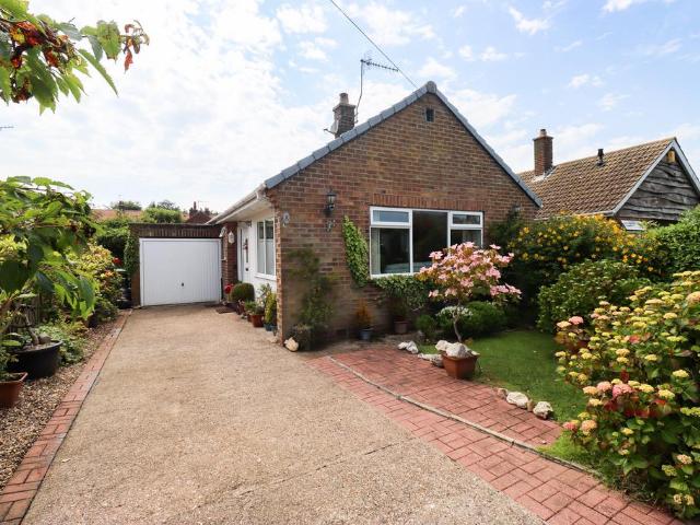 Bungalow for sale in Hunmanby