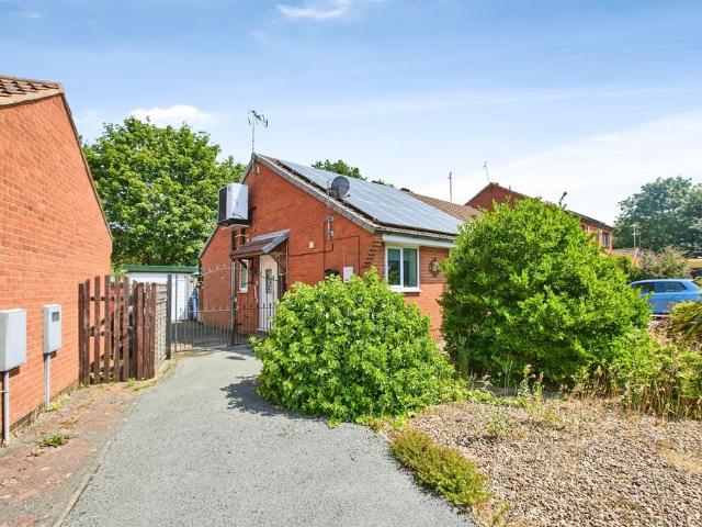 Bungalow for sale in Alvaston, East Midlands