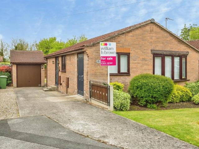 Bungalow for sale in West Yorkshire
