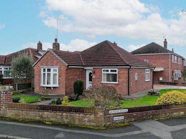 Bungalow for sale in Hoole, Two Mills