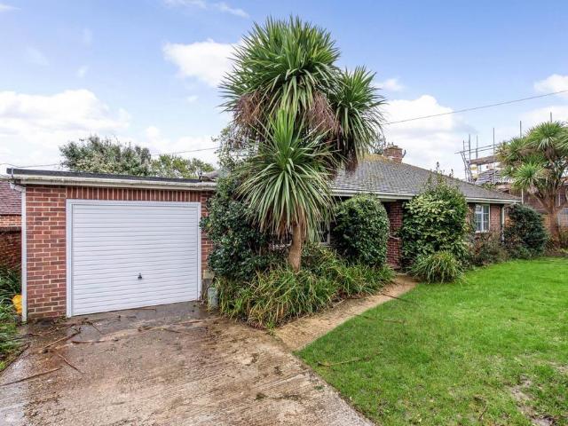 Bungalow for sale in Littlecote, West Sussex