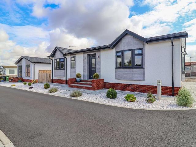 Bungalow for sale in Comers, Norfolk