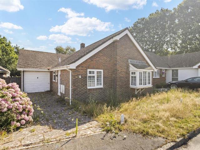 Bungalow for sale in Polegate, Cross In Hand