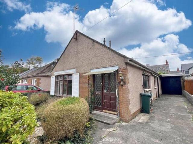 Bungalow for sale in Ynysawdre, Tondu
