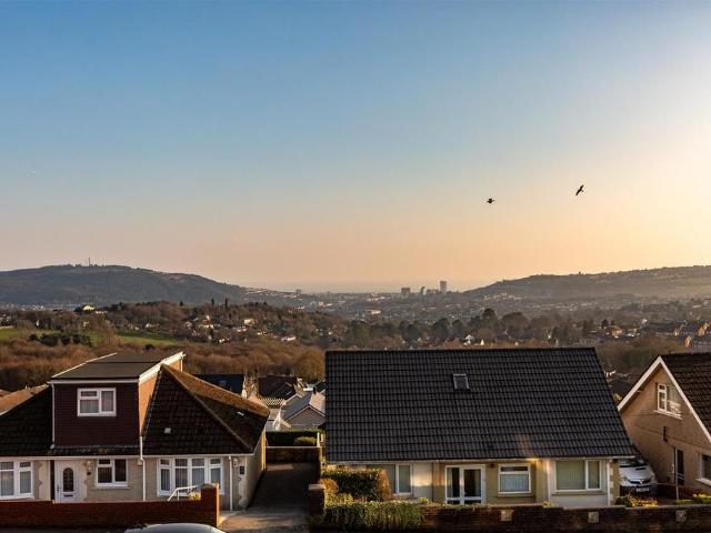 Bungalow for sale in Mynyddbach, Nangreaves
