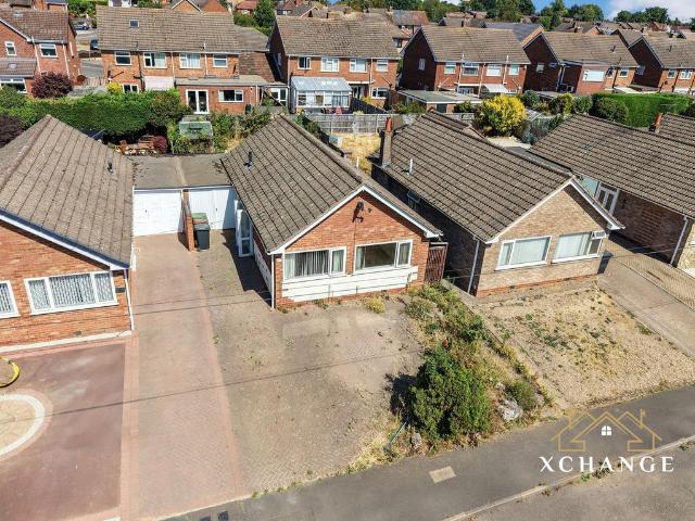 Bungalow for sale in Camp Hill, Warwickshire