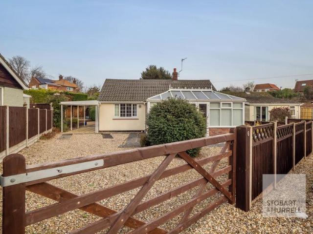 Bungalow for sale in Hoveton, Comers