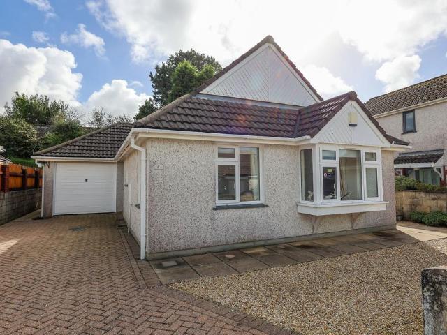 Bungalow for sale in Hendra, St Dennis