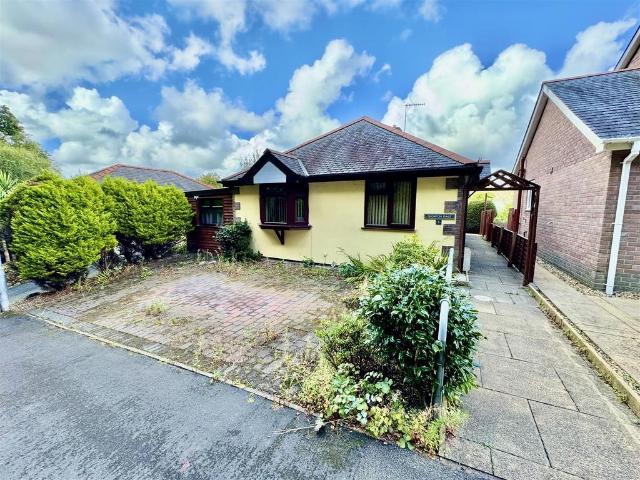 Bungalow for sale in Porthmadog