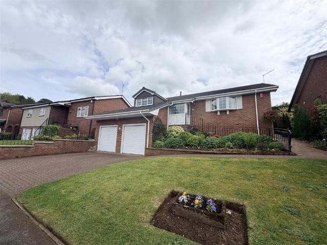 Bungalow for sale in Kingsley Moor, Staffordshire