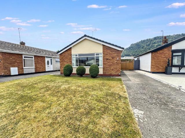 Bungalow for sale in Abergele, Wales