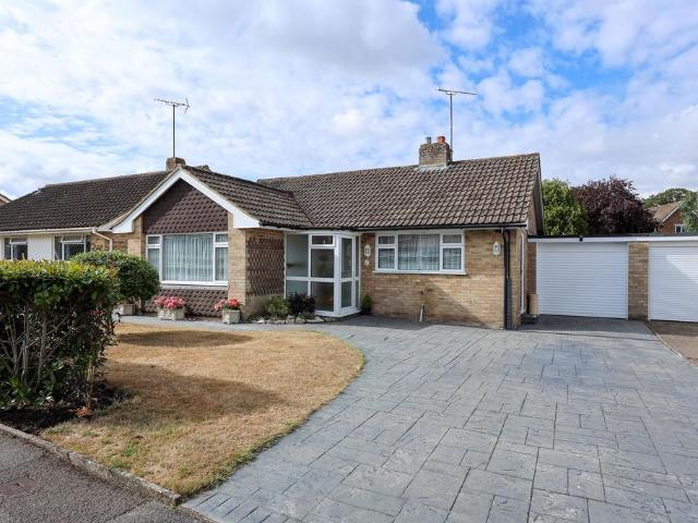 Bungalow for sale in World's End, Perryfields