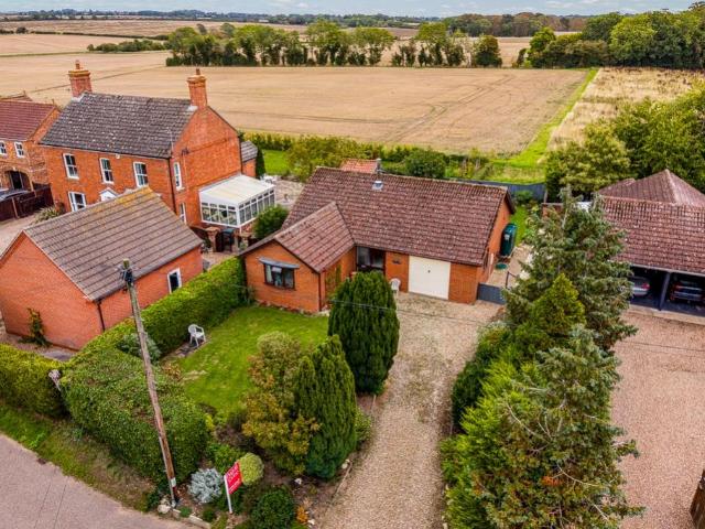 Bungalow for sale in Wood Enderby, East Lindsey