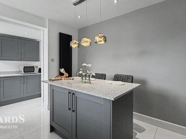 Bungalow for sale in Newtown, Stokesby