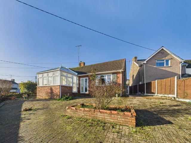 Bungalow for sale in Whitecroft, Bromsberrow Heath