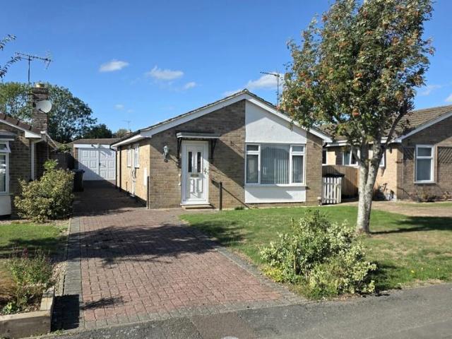 Bungalow for sale in Carpenter's Place, Brackley