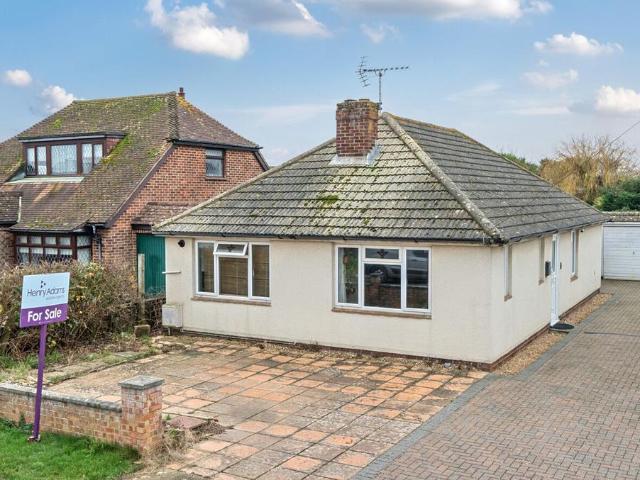 Bungalow for sale in Littlecote, West Sussex
