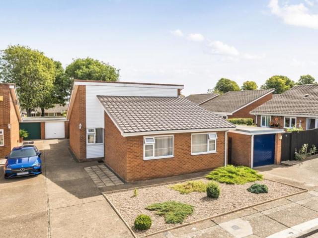 Bungalow for sale in Ermine East, Lincoln