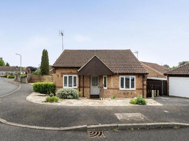 Bungalow for sale in Folkestone, Kent