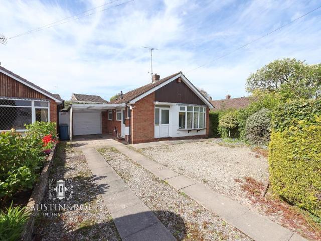 Bungalow for sale in Stone, Baswich
